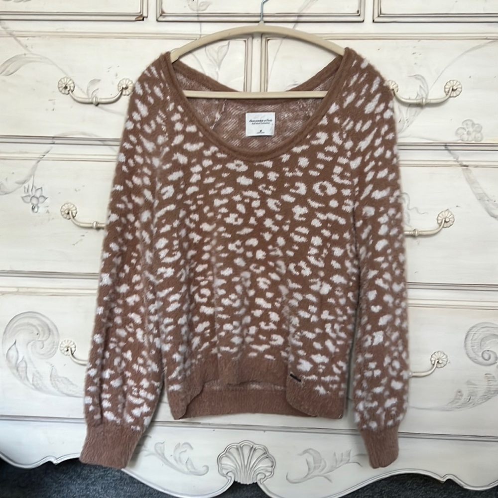 Abercrombie and Fitch Womens Oversized Sweater